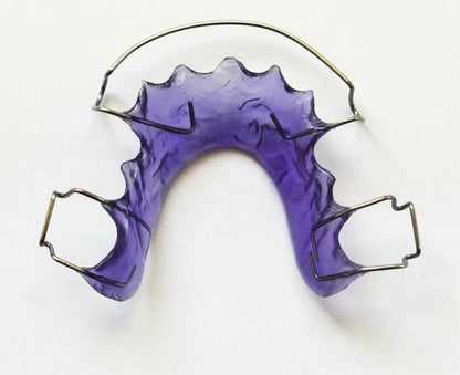 Orthodontic Retainer adams clasp